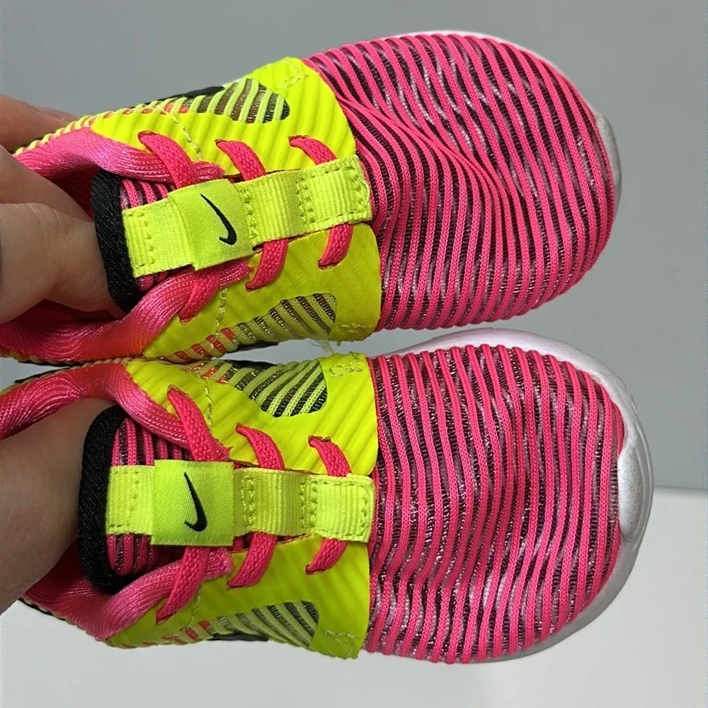 Nike Roshe One Flight Weight Baby Sneakers Size 5C